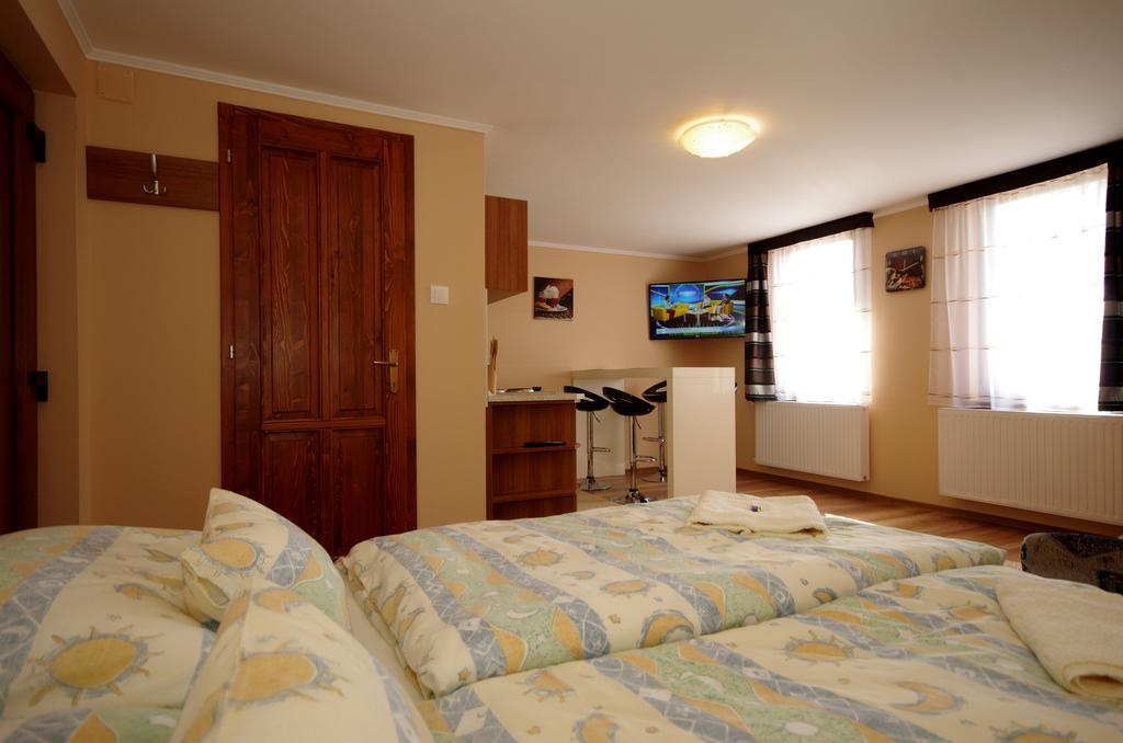 Gyulai Brill Apartman Exterior foto