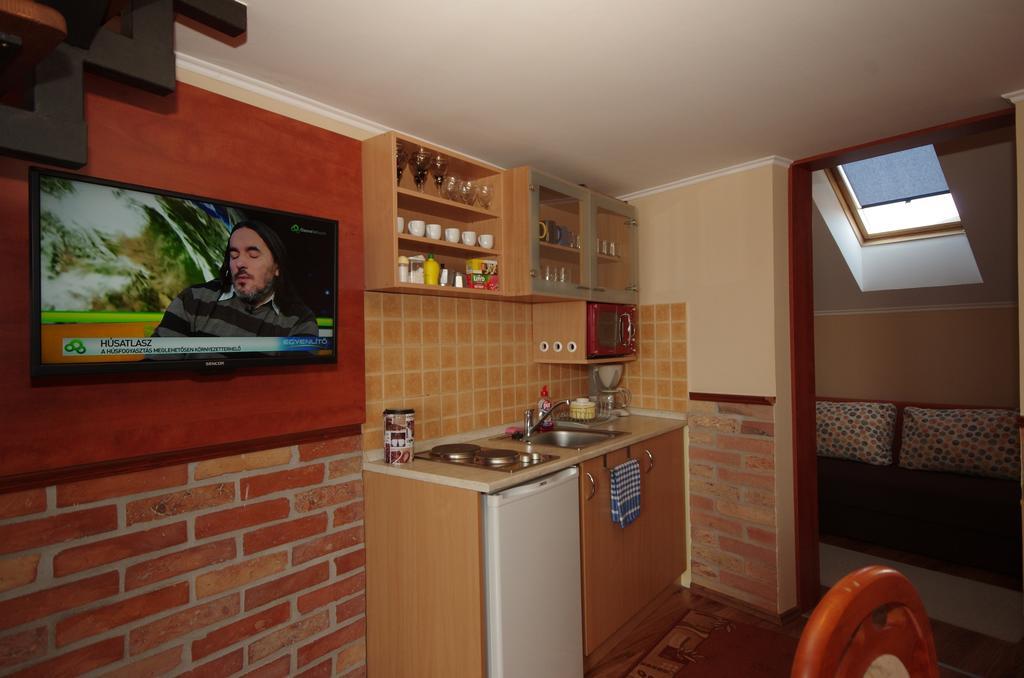 Gyulai Brill Apartman Exterior foto